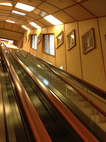 pic_escalator_Re